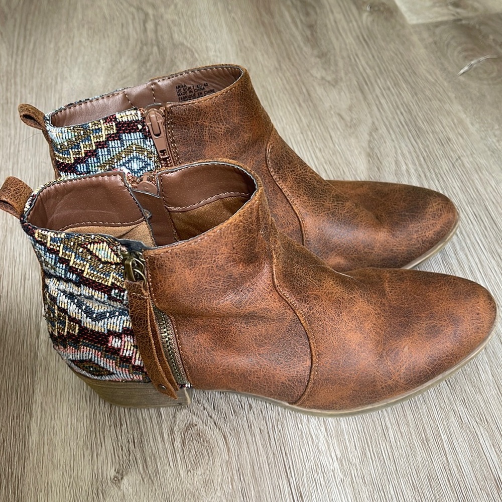 JUSTFAB Boots 🥾 Size 9